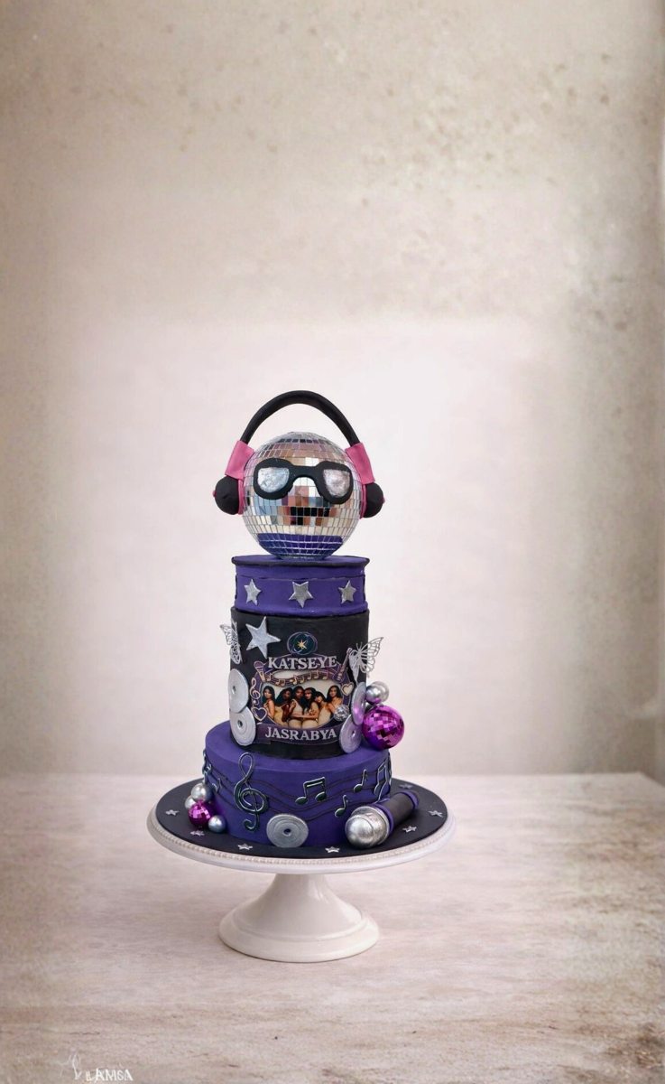 Gaming themed illusion cake